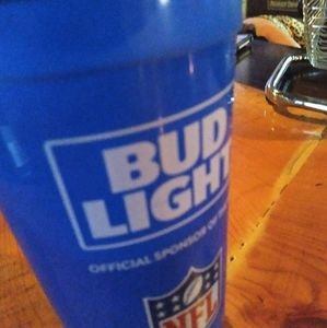 Meet your Posher, Roman